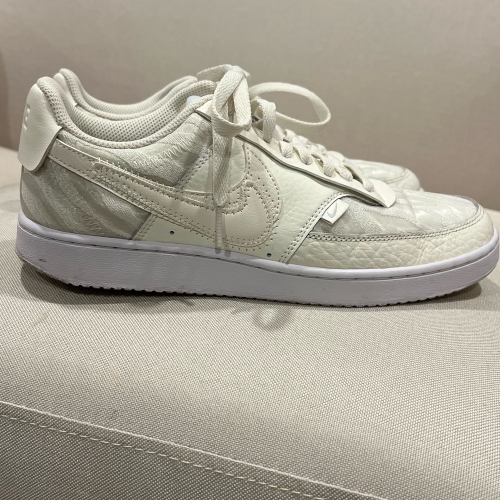 Nike Cream Low-Top Sneakers